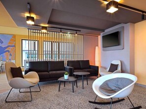 Flat-screen TV - B&B Hotel Hannover-City (Hannover)