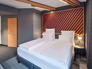 Premium Double Room | Desk, laptop workspace, soundproofing, free WiFi - B&B Hotel Köln-Messe (Cologne)