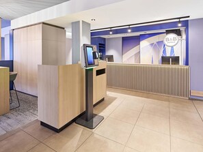 Spa - B&B Hotel Köln-Messe (Cologne)