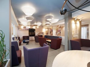Lobby - B&B Hotel Berlin-Alexanderplatz (Berlin)