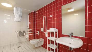 Ducha, secador de pelo, toallas