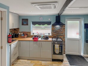 Oven