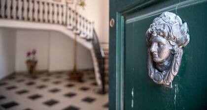 Florence Trevelyan Villa