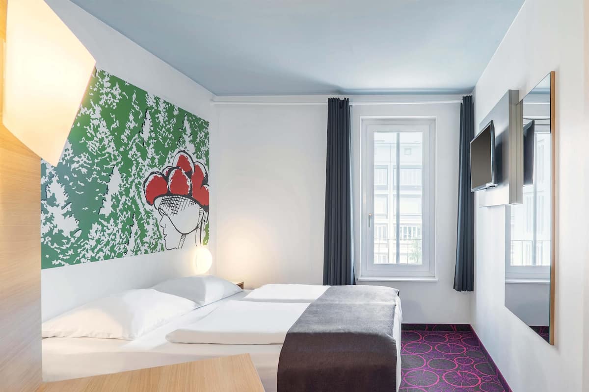 Double Room | 1 bedroom, desk, soundproofing, free WiFi
