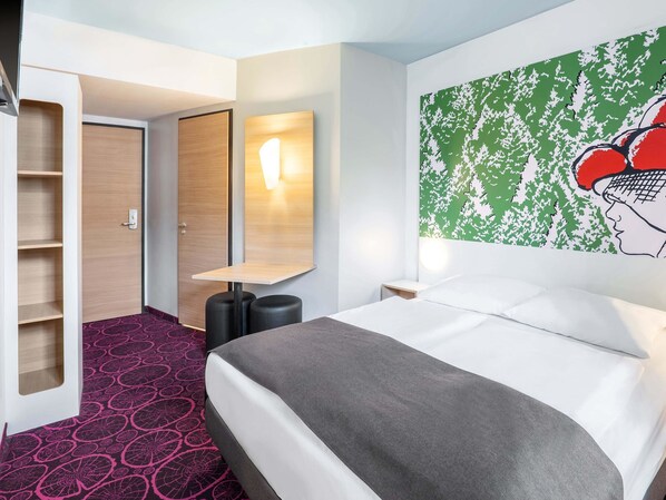 Chambre Double | Bureau, chambres insonorisées, Wi-Fi gratuit, draps fournis