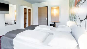 Schreibtisch, schallisolierte Zimmer, kostenloses WLAN, Bettwäsche