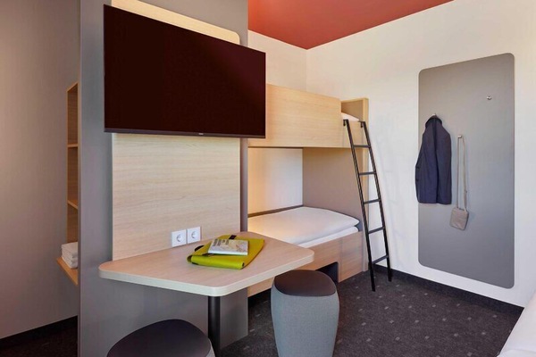 Soundproofing, WiFi (free), bed sheets