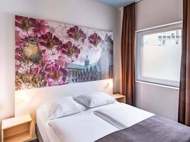 Sistema de insonorización, wifi gratis y ropa de cama 