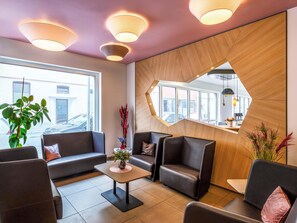 Lobby - B&B Hotel Hildesheim (Hildesheim)