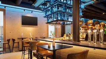 Bar (in der Unterkunft)