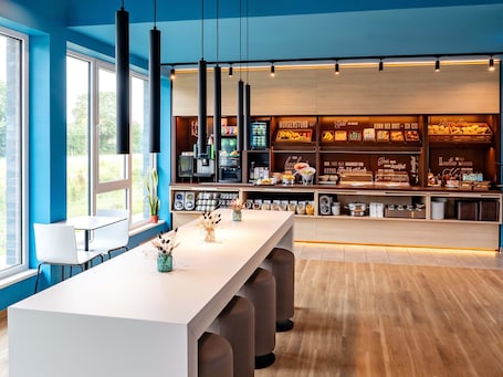 Dining. B&B Hotel Wolfsburg-Weyhausen