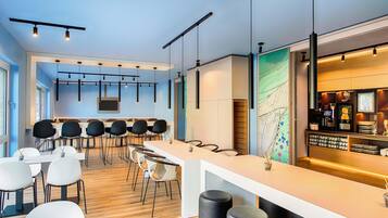 Bar (in der Unterkunft)