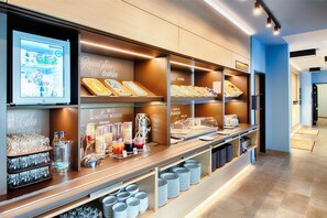 Daily buffet breakfast (EUR 13.9 per person)