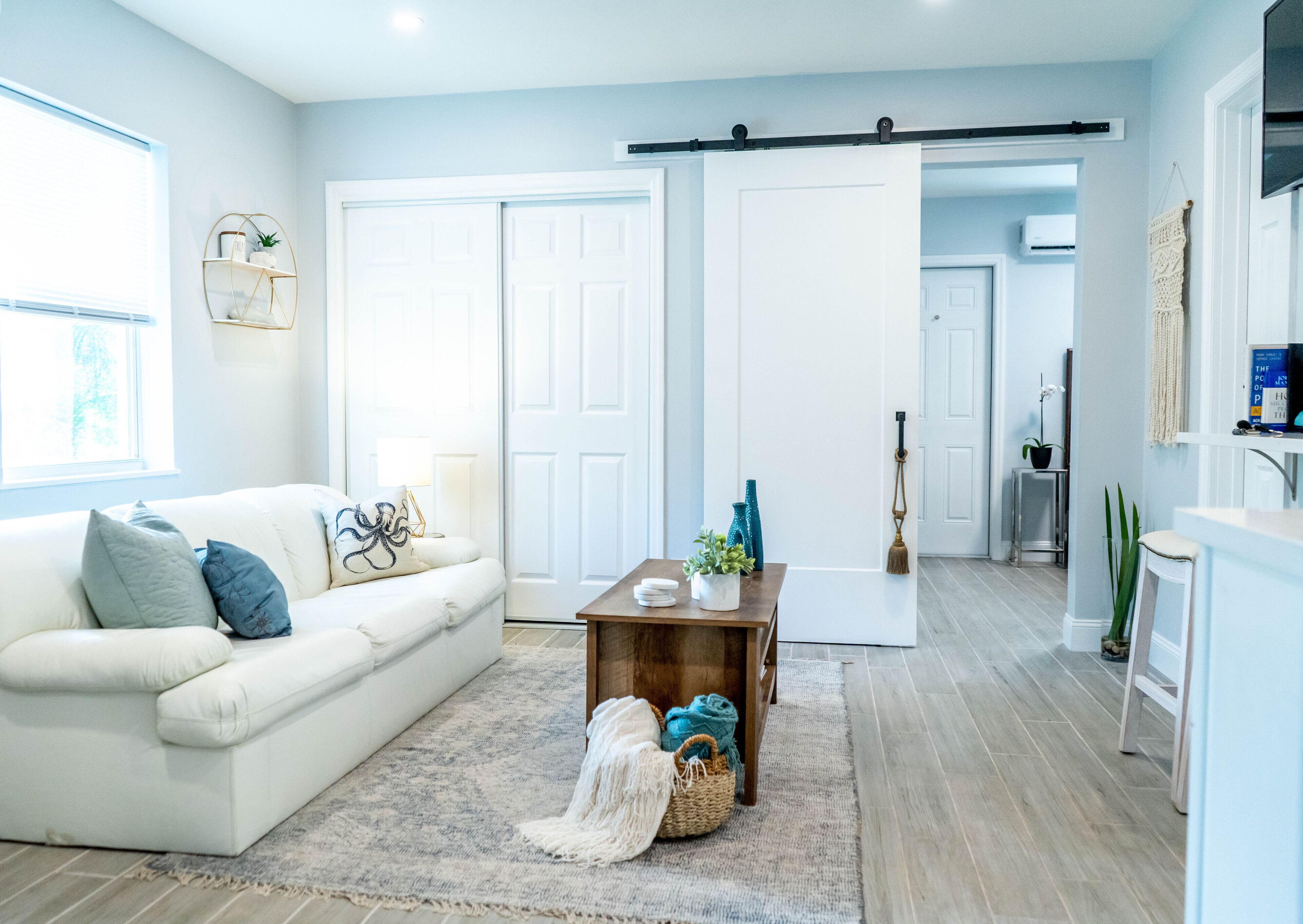 Private Beach Retreat "The Blue Pearl"