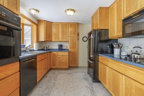 Frigorífic, microones, forn i rentaplats 