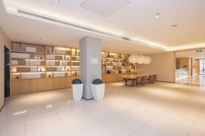 Interior - Ji Hotel (Shanghai)