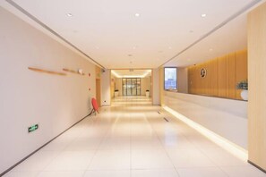 Interior - Ji Hotel (Shanghai)