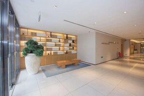 Interior - Ji Hotel (Shanghai)