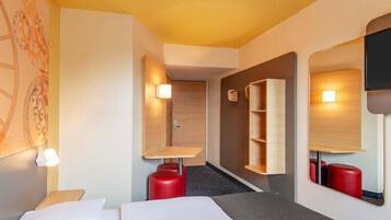 Doppelzimmer | Schreibtisch, schallisolierte Zimmer, kostenloses WLAN, Bettwäsche
