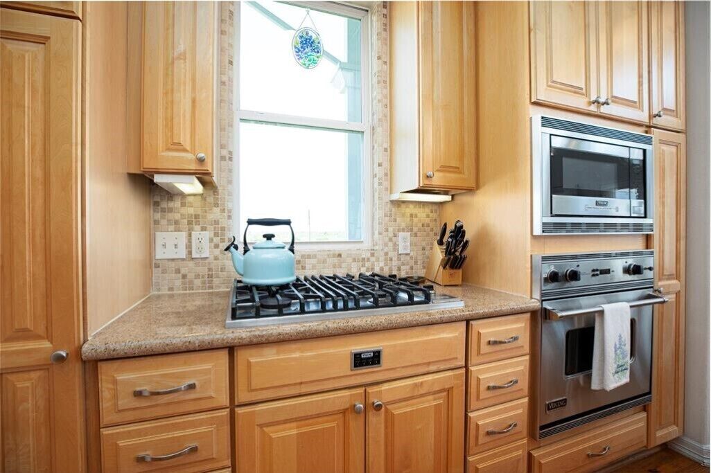 BOOK NOW! Nov/Dec dates open! GULF VIEWS!  5 STAR PROPERTY.  DOG & KID FRIENDLY.