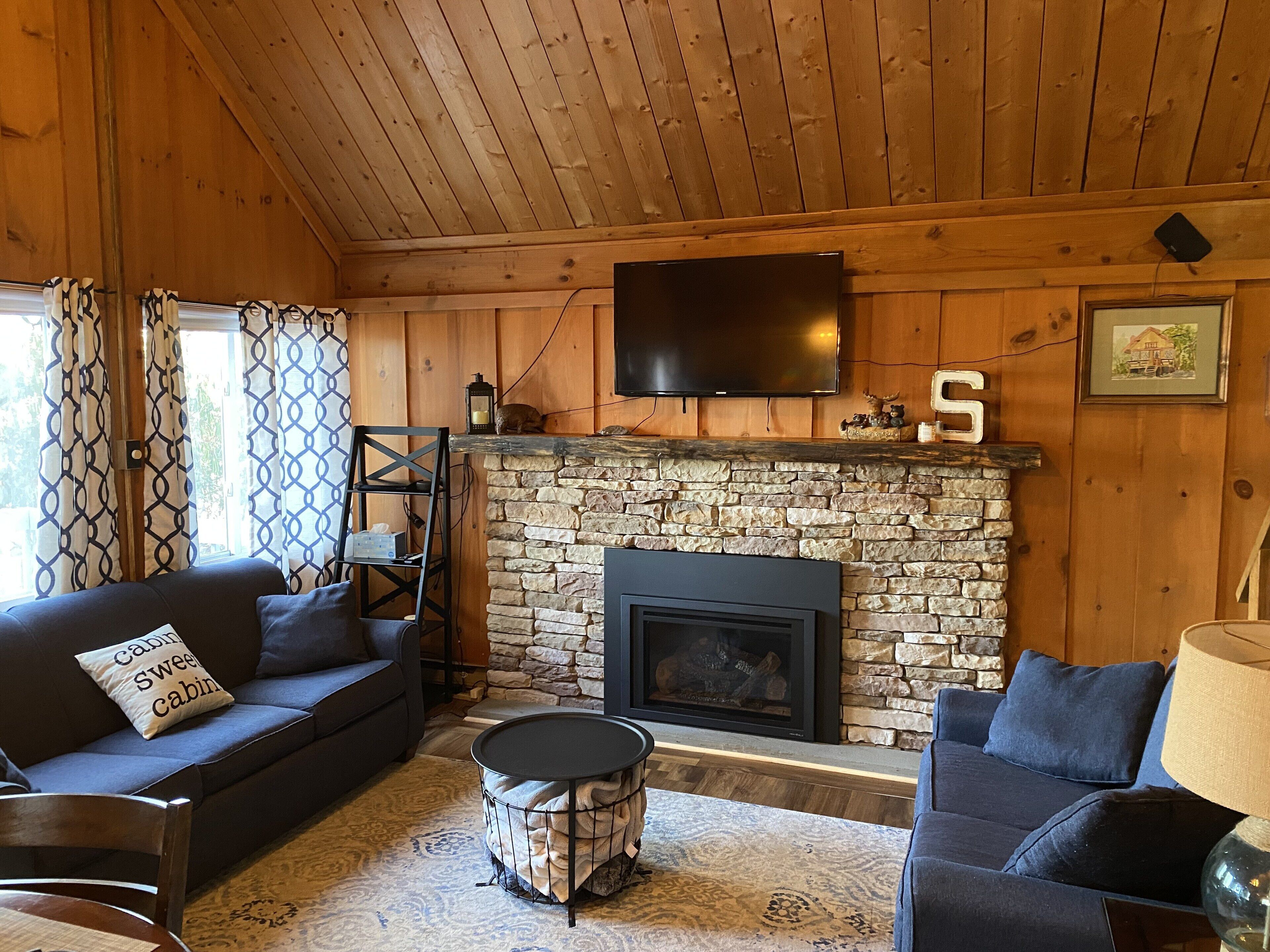 Cozy cabin - near lake and skiing