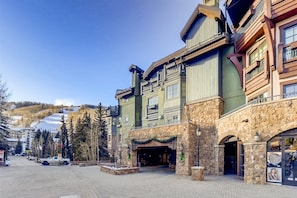 House | Exterior - 1-#42 4BD One Willow Bridge Road (Vail)