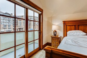 4 chambres, bureau, lits bébé, Wi-Fi gratuit