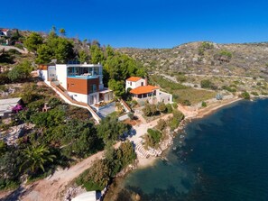 Exterior - Luxury Beachfront Villa Blue Star of Brac with private pool at the beach on Brac (Milna)