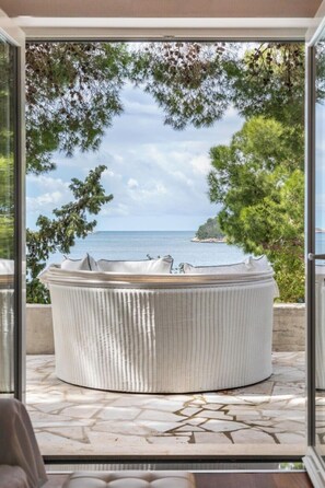 Interior - Luxury Beachfront Villa Dubrovnik Sea Diamant (7+2) w/ private pool and sea deck (Dubrovnik)