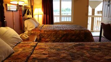 Double Room | Desk, iron/ironing board, free WiFi, bed sheets