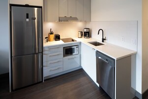 Suite, 2 Bedrooms, Non Smoking, 2 Bathrooms | Private kitchen | Fridge, microwave, stovetop, coffee/tea maker