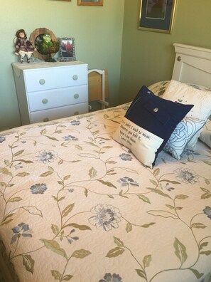 2 quartos, ferros/tábuas de passar roupa, Wi-Fi, roupa de cama