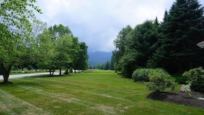 House (Tee House Lane 7, Waterville Valley) | Property grounds - Private Vacation Home Next to the Golf Course in Waterville Valley Resort - Th7v (Waterville Valley)