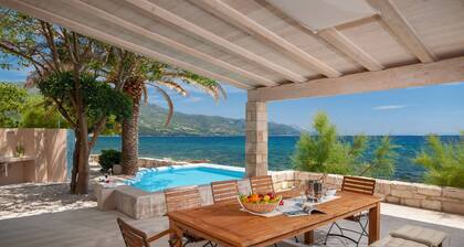 Luxury Seafront Villa Gracia Orebic with Pool