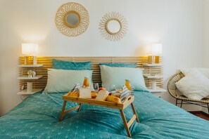 2 slaapkamers, een kluis op de kamer, een strijkplank/strijkijzer