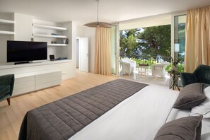 6 makuuhuonetta, silitysrauta/-lauta, Wi-Fi, vuodevaatteet