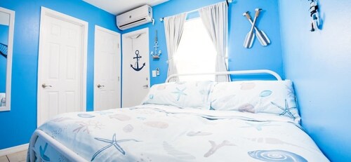 Nauti Escape Across The Street From Beach Access