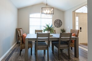 تناول الطعام