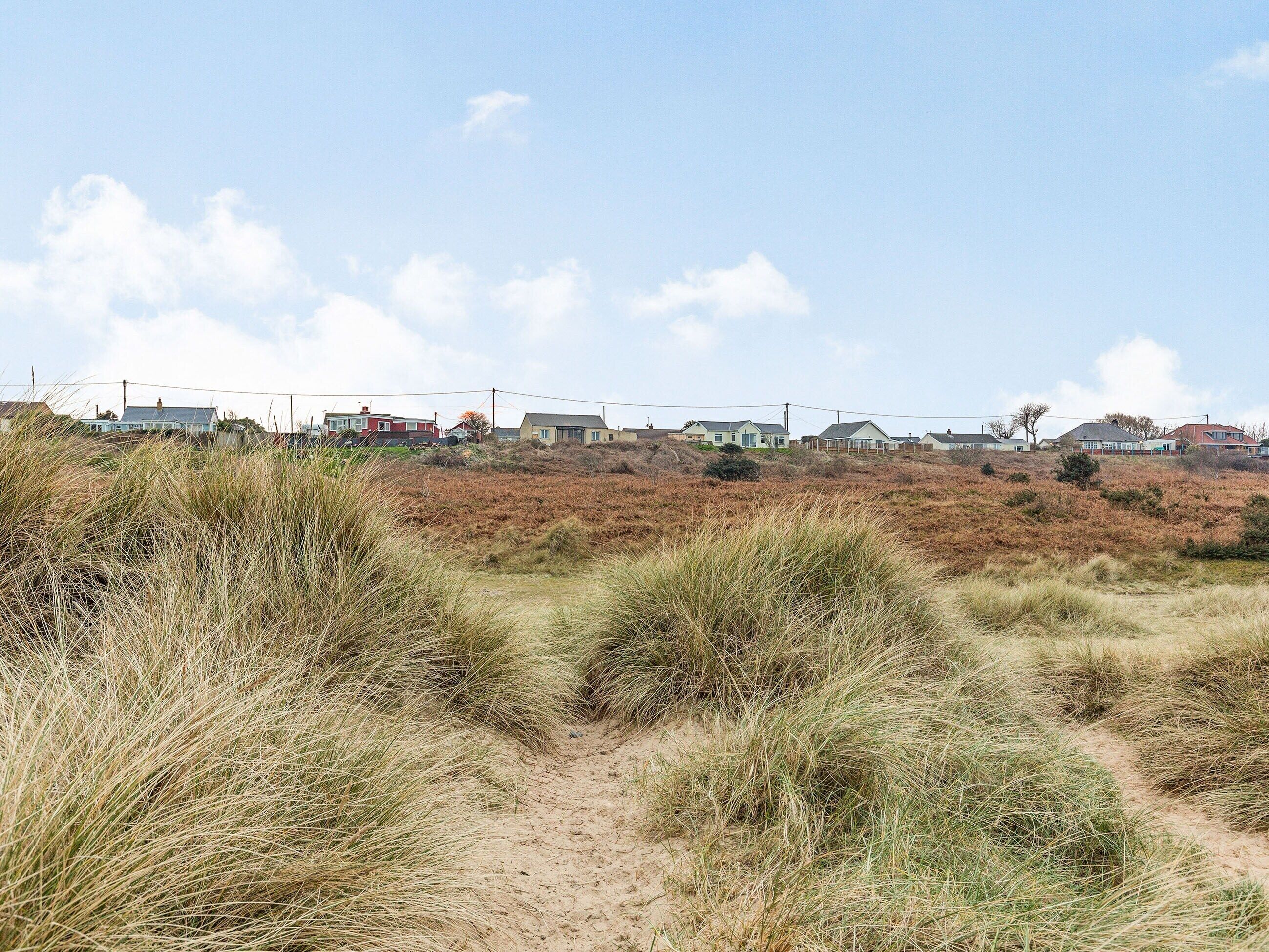2 bedroom accommodation in Winterton on sea