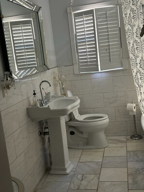 Towels, toilet paper