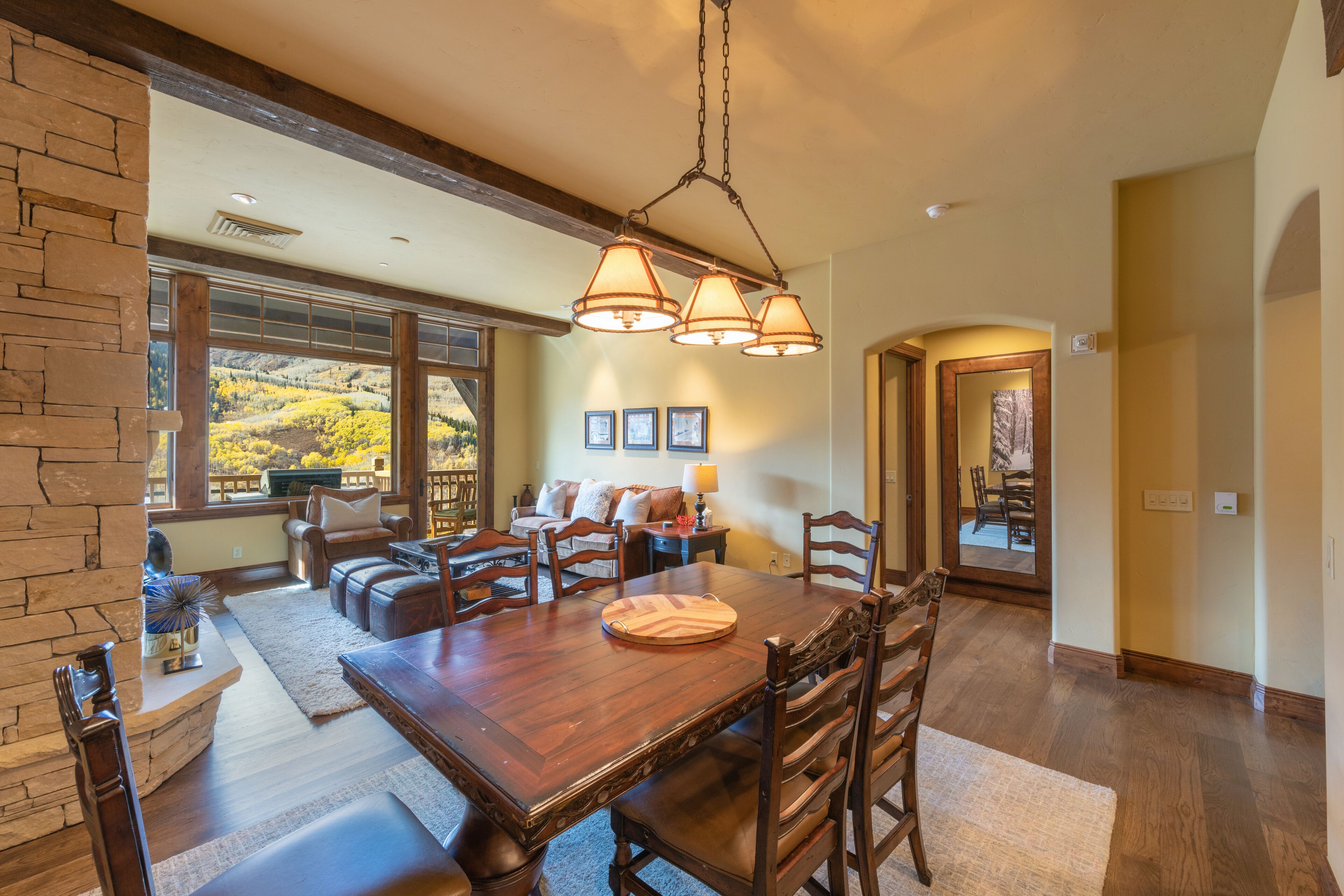 Silver Strike 601, Views, Ski In out | In-room dining