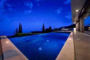 Pool - Luxury Villa Opatija Sapphire with Infinity Pool (Opatija)