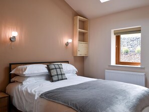 3 chambres, Wi-Fi gratuit, draps fournis