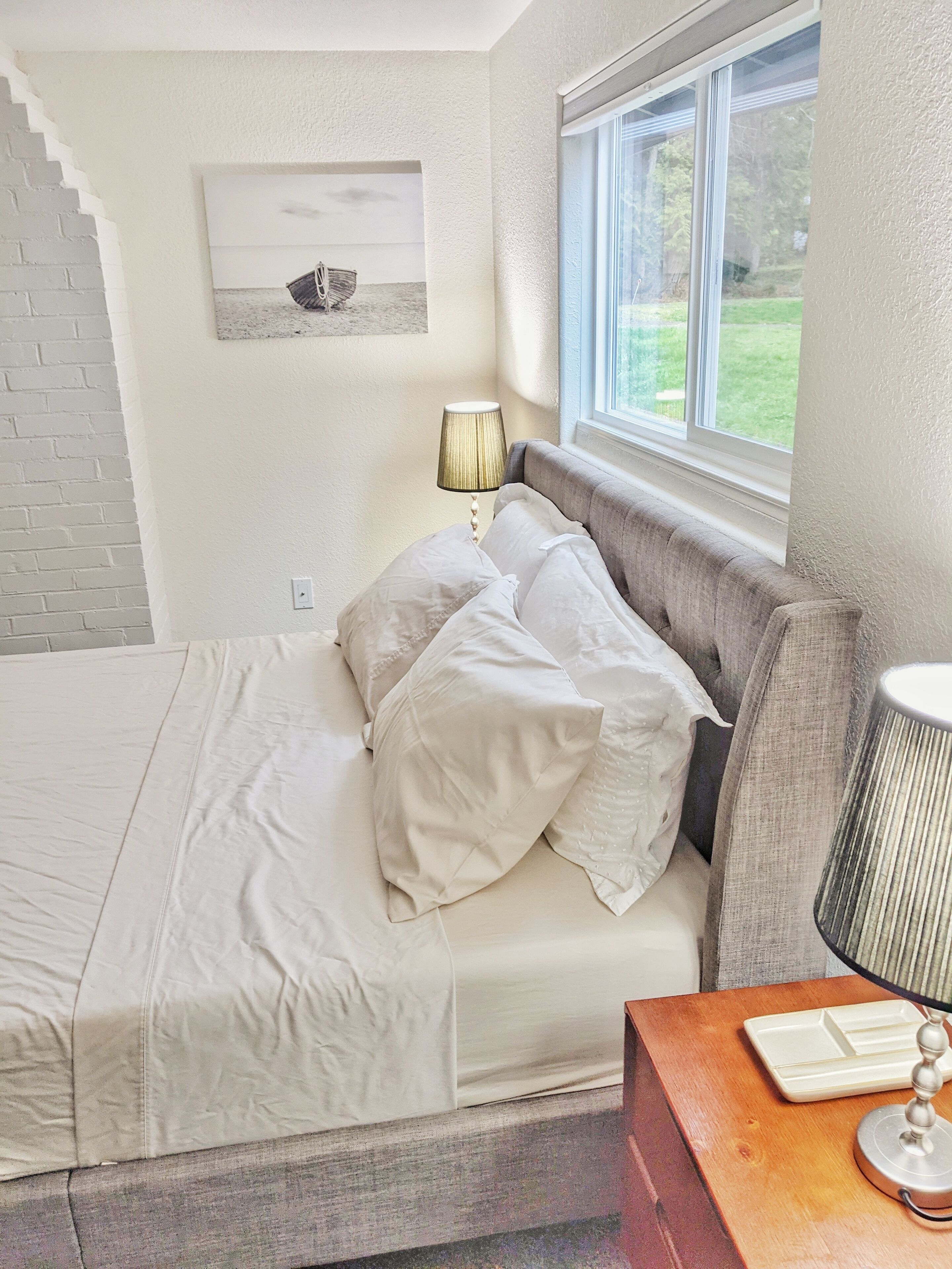 3br w/ beach access, large garden, beautiful views