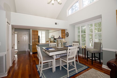 52 Longleaf: 2  BR, 2  BA Condominium in Southern Pines, Sleeps 4