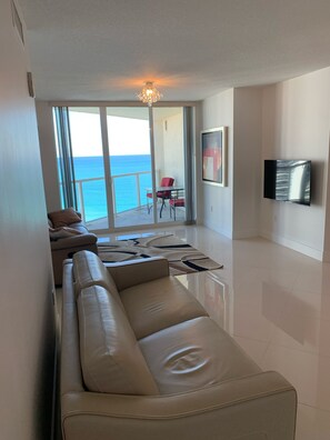 TV - OCEAN FRONT & OCEAN VIEW PARADISE SUNNY ISLES BEACH (Sunny Isles Beach)