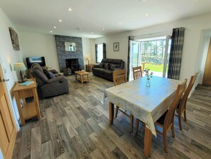 Fireplace - 2 bedroom accommodation in Whithorn (Whithorn)