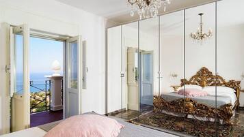 5 chambres, fer et planche Ă repasser, Wi-Fi, draps fournis