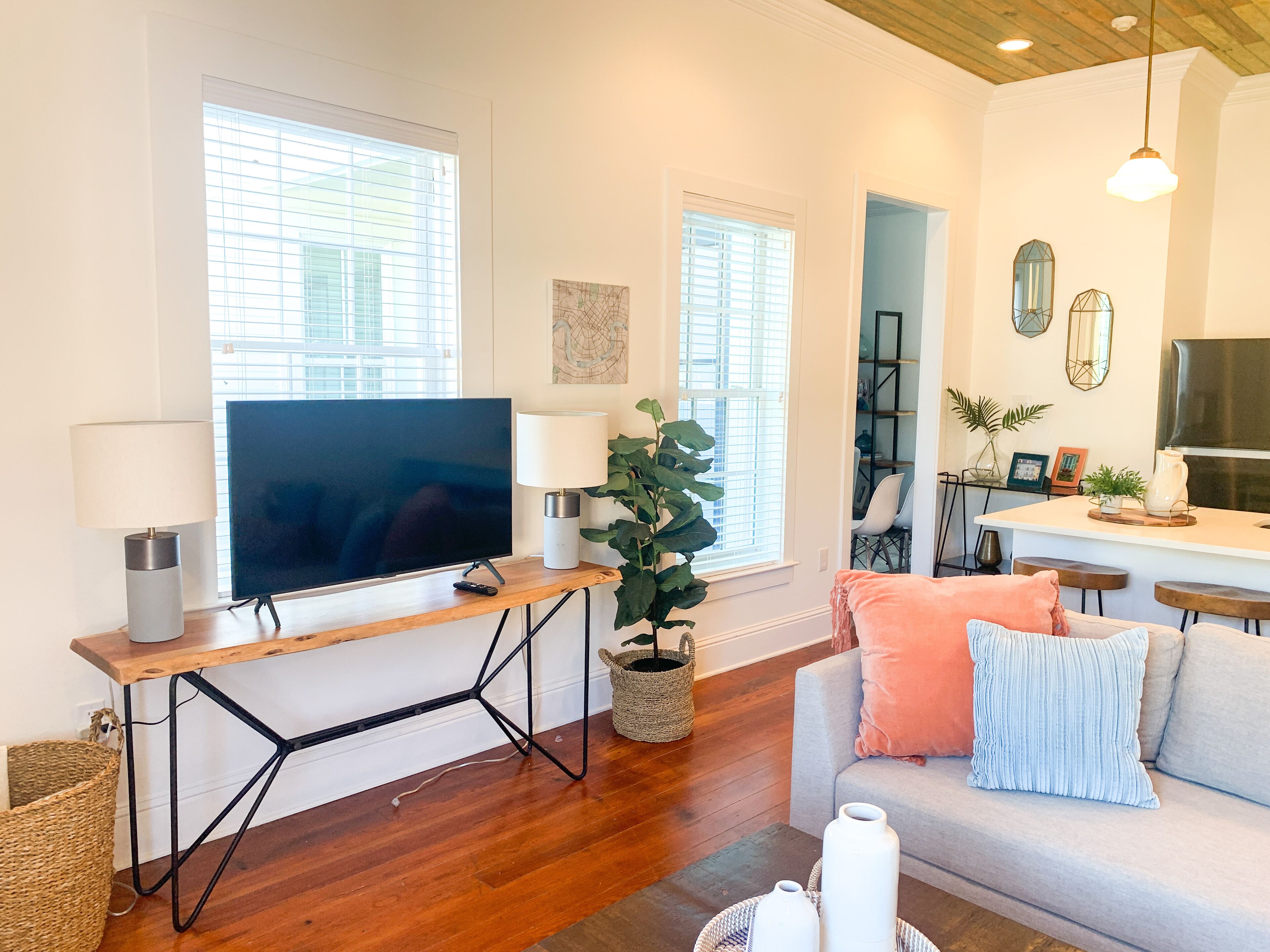 Brand New-Royal Street Bywater Bungalow