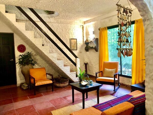 Interior - Beautiful Farm Within Nature with 30.000m2 of land (Manglaralto)